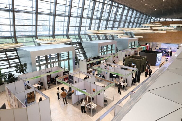 life-science-conference-booth-design